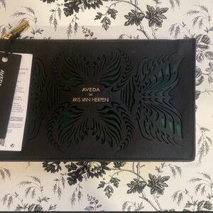 AVEDA Syntopia Pouch